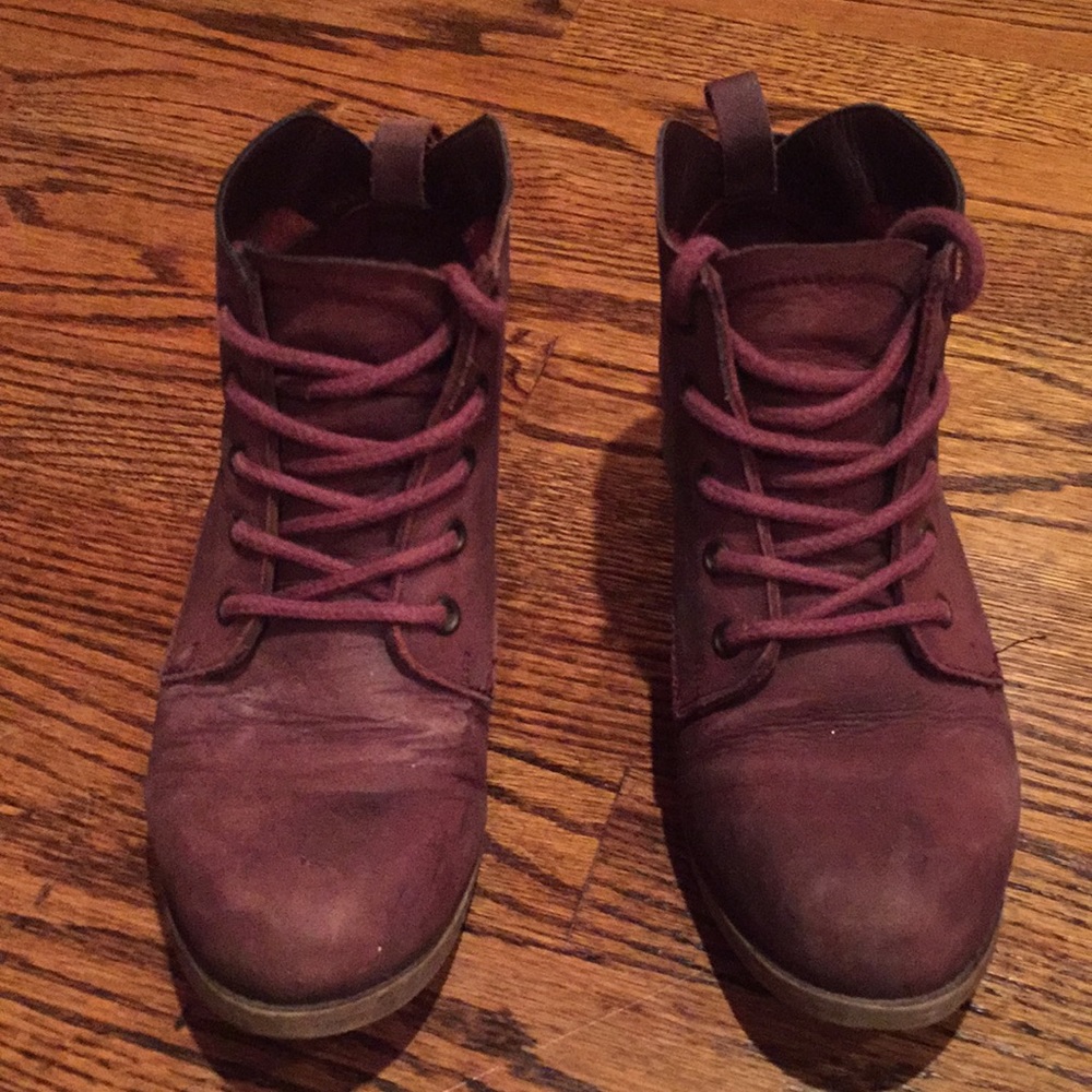 Steve Madden booties